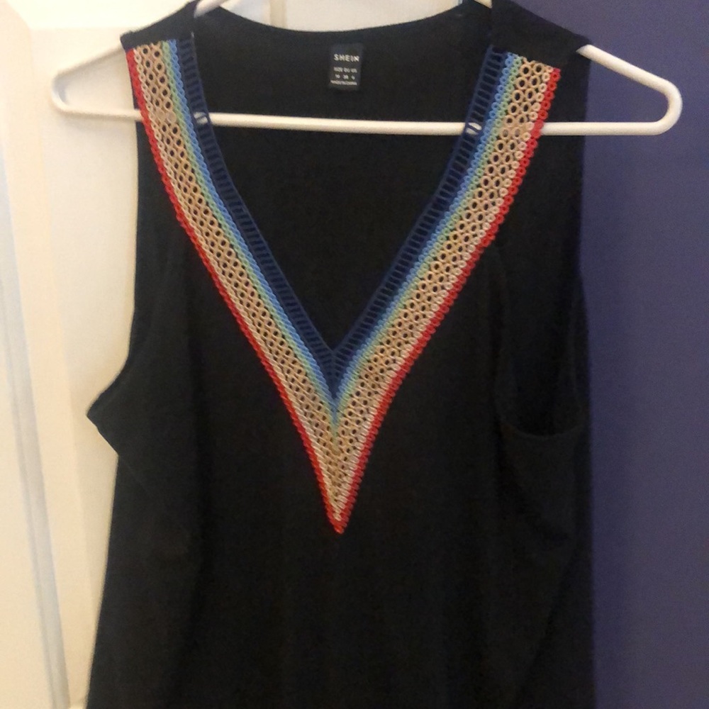 Shein SLEEVELESS medium black tank top with colorful V neck
